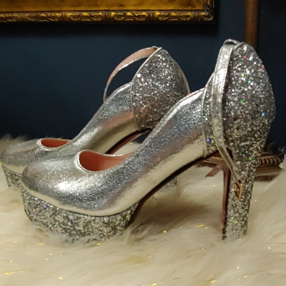 Women's Ankle Buckle Strap High Heel Pumps